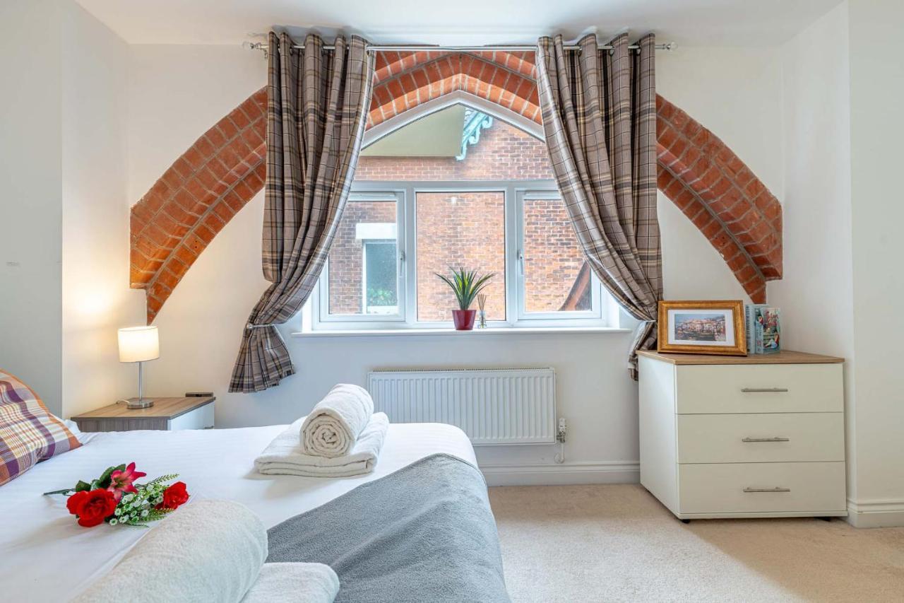 Grade 2 Listed Converted Church, Within 750Yrds To Southsea Beach Portsmouth Exterior photo